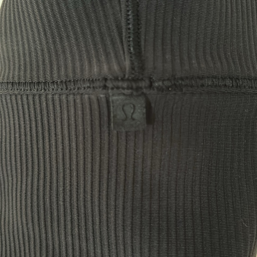 Power Pivot Ribbed Top - Picture 3 of 4